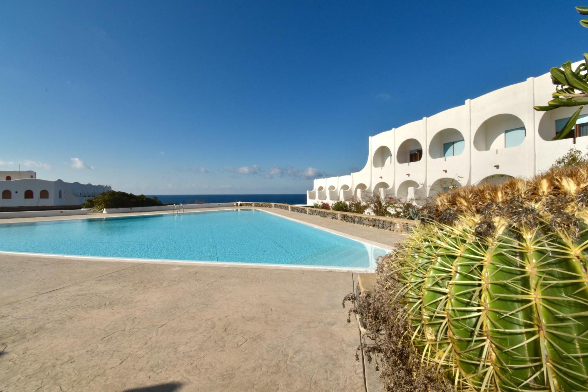 Cossyra Hotel Madonna Delle Grazie Экстерьер фото