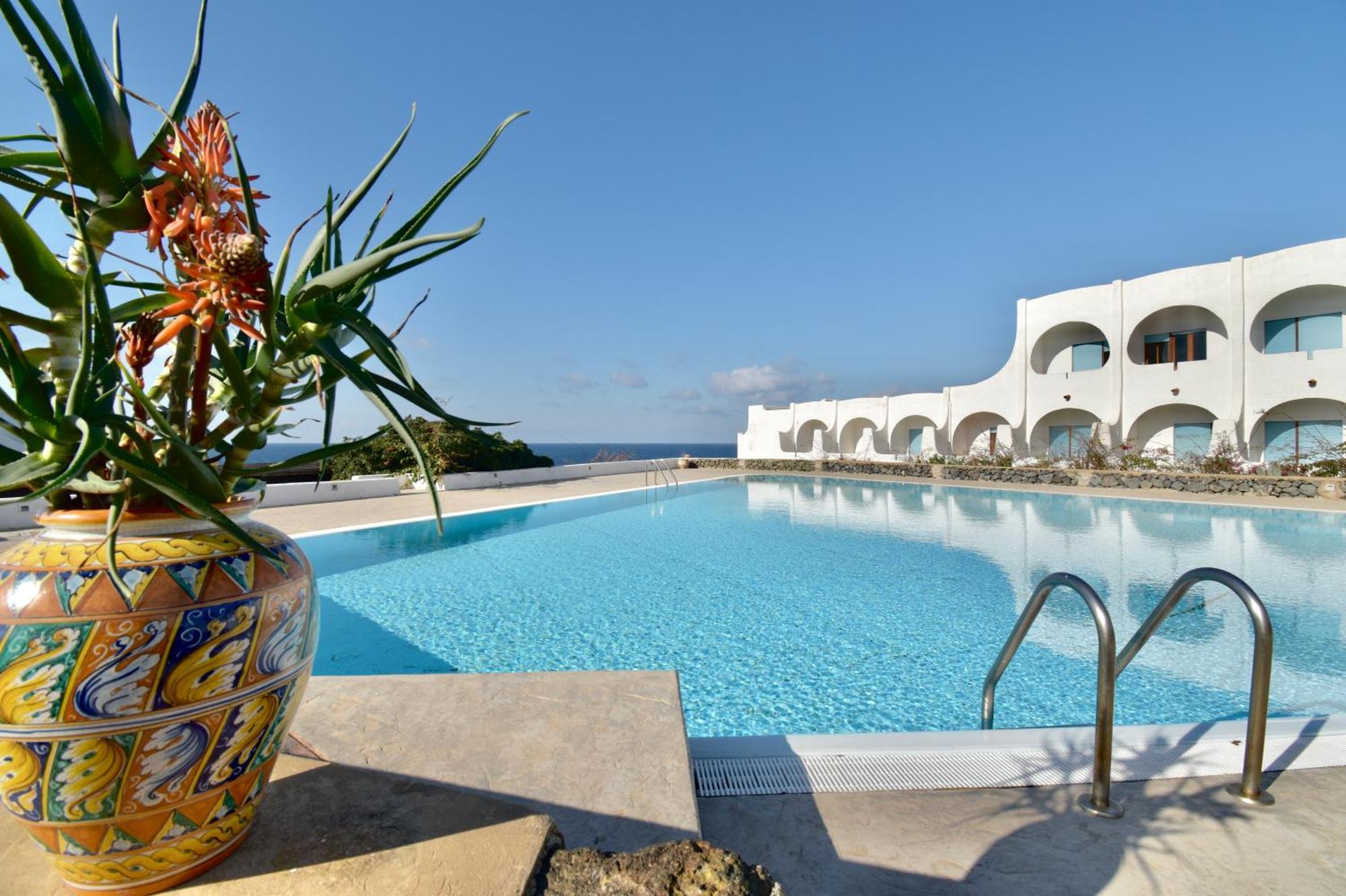 Cossyra Hotel Madonna Delle Grazie Экстерьер фото
